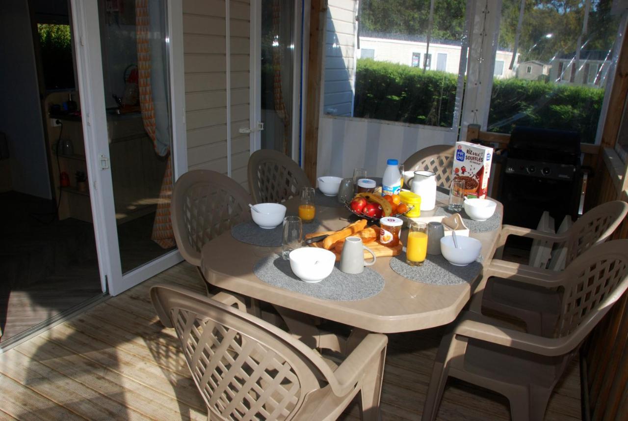 Mobilhome 2Ch Climatise-Terrasse Fermee-4 Velos-Camping 4 Etoiles Les Charmettes Les Mathes Exteriér fotografie