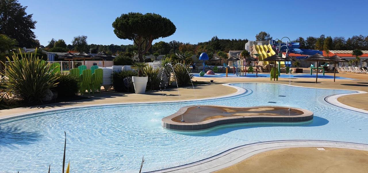Mobilhome 2Ch Climatise-Terrasse Fermee-4 Velos-Camping 4 Etoiles Les Charmettes Les Mathes Exteriér fotografie