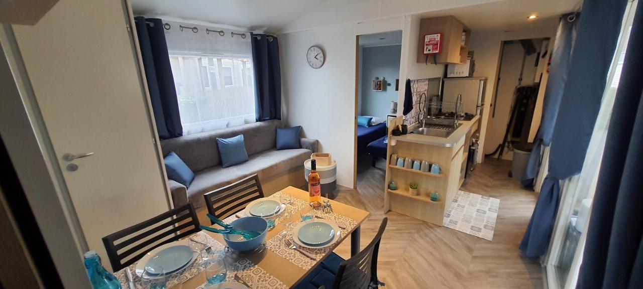 Mobilhome 2Ch Climatise-Terrasse Fermee-4 Velos-Camping 4 Etoiles Les Charmettes Les Mathes Exteriér fotografie